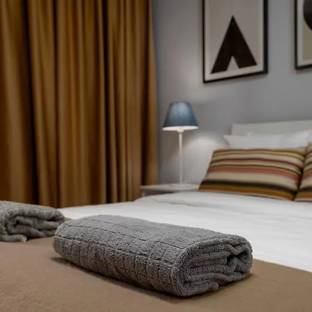 Paulay65 - With 24h Reception *