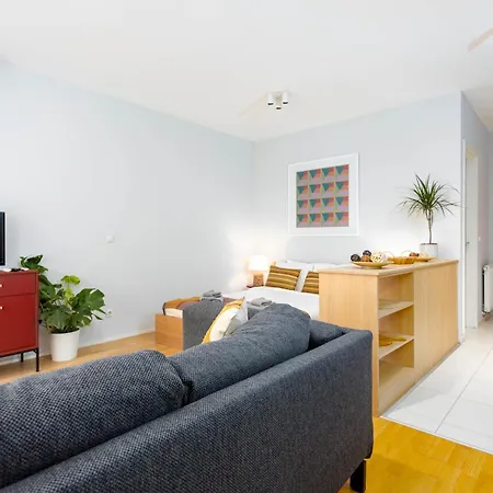 Paulay65 - With 24h Reception *