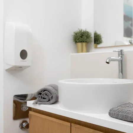 Apartament Paulay65 - With 24h Reception *