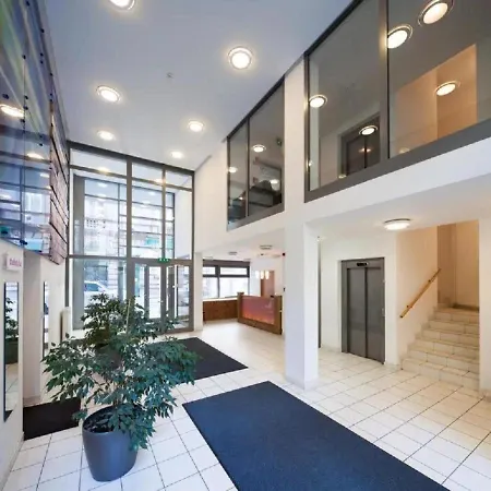 Paulay65 - With 24h Reception *